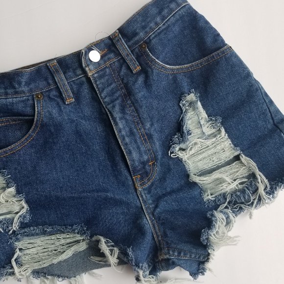 Vintage Fit High Waist Cut Off Distressed Shorts7 - Picture 1 of 7